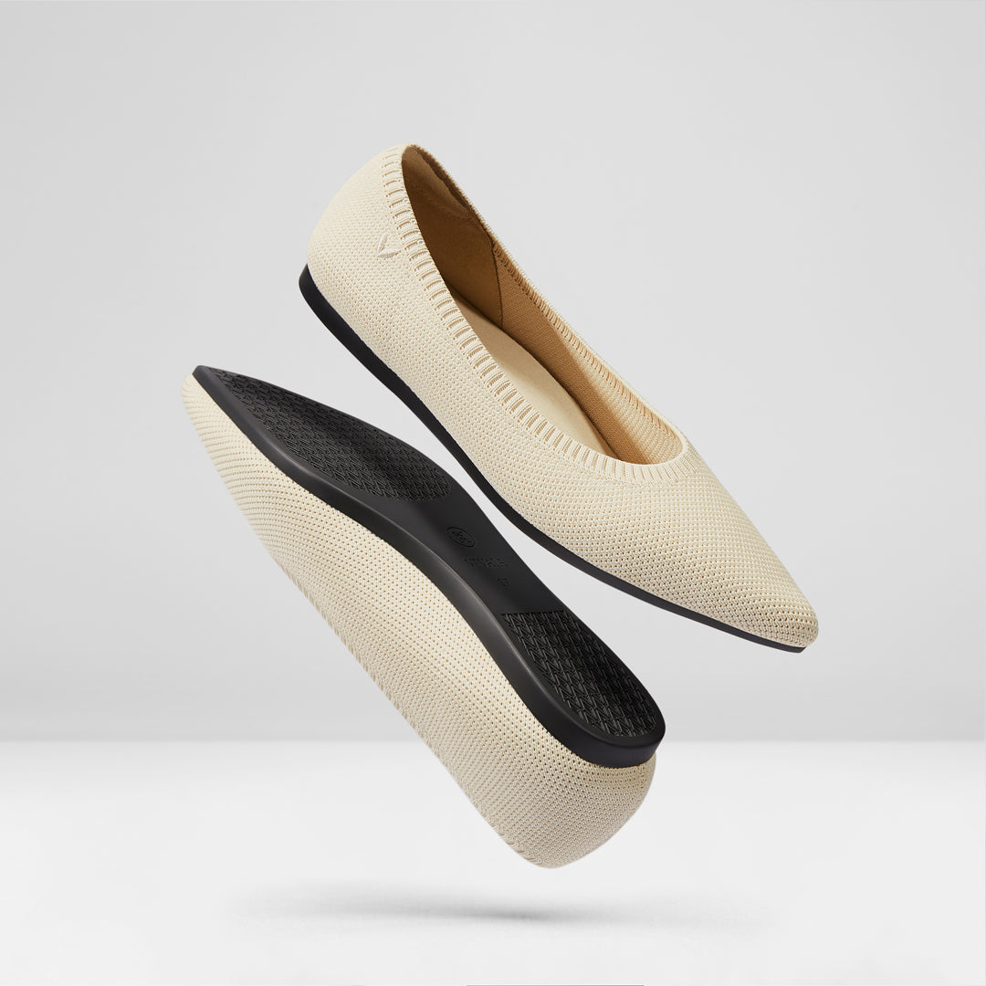 Aria 5° Pointed-Toe Ballet Flats